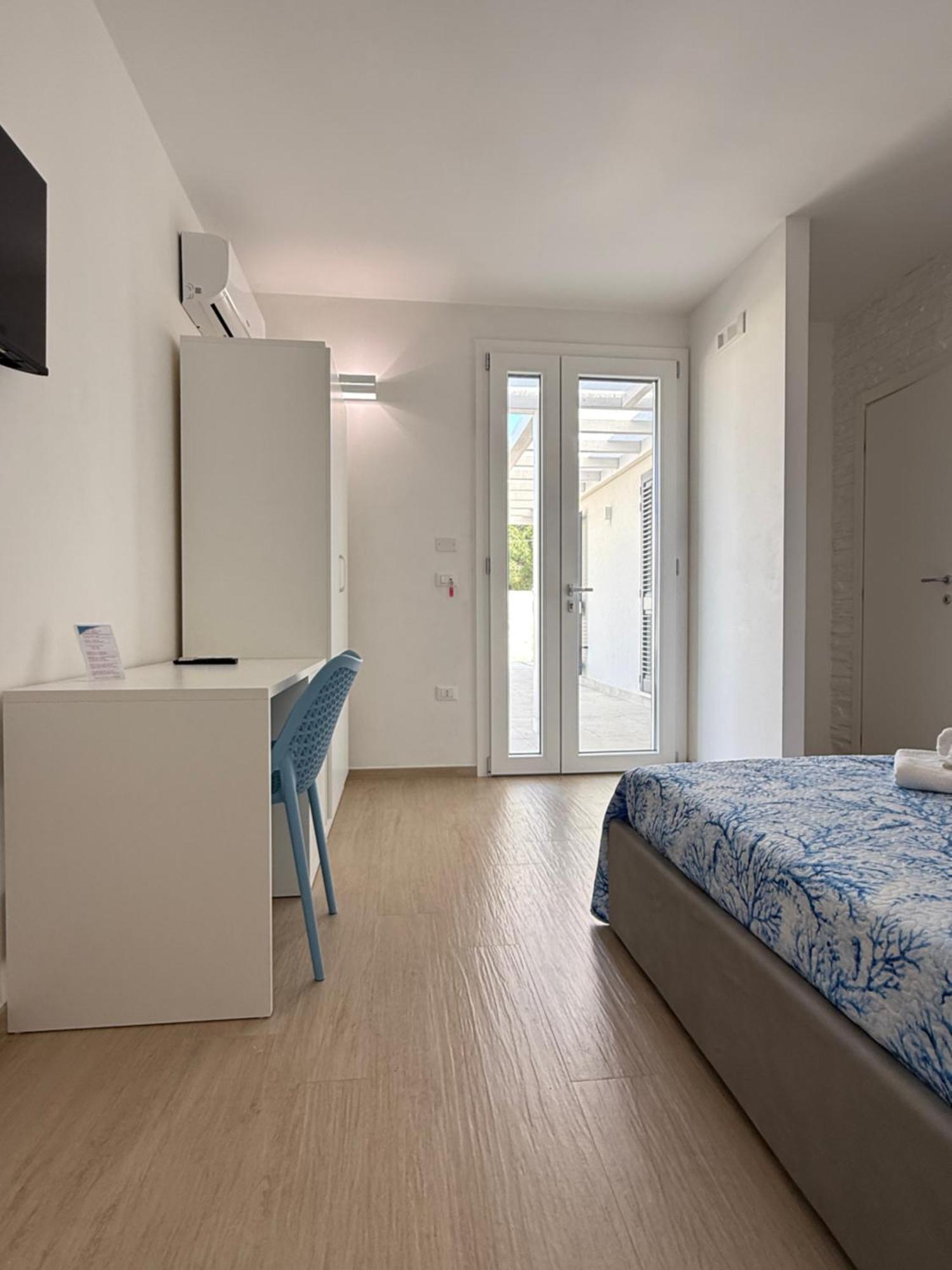 B&B Bianco Mediterraneo Torre Ovo Kültér fotó