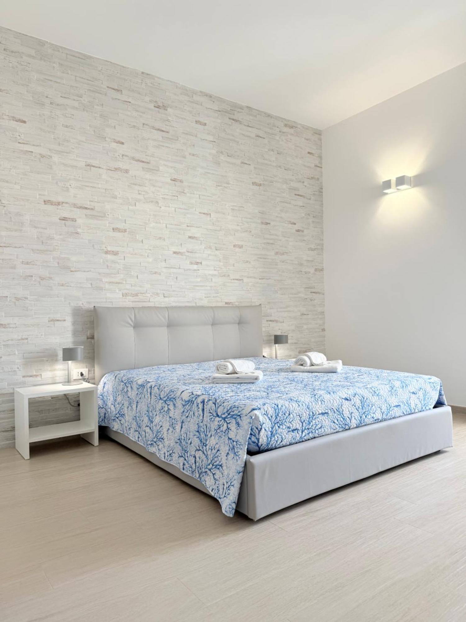 B&B Bianco Mediterraneo Torre Ovo Kültér fotó